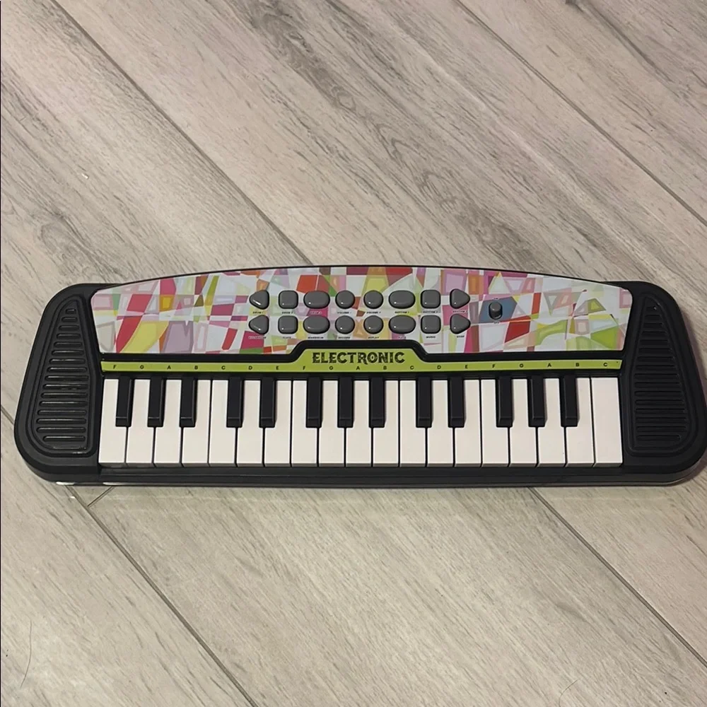 Target Black and White Electronic Keyboard